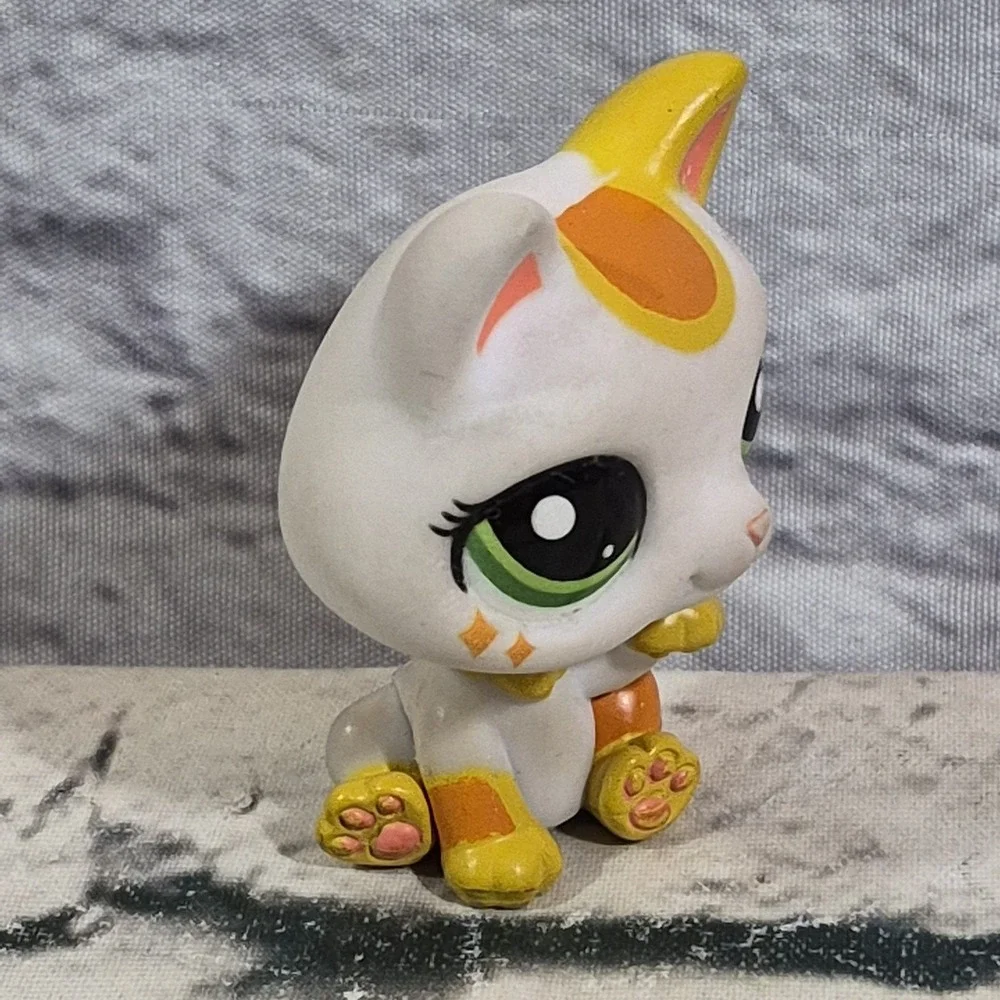 Littlest Pet Shop LPS Authentic White Orange Tan Tokyo Blythe Cat Green‎ Eye